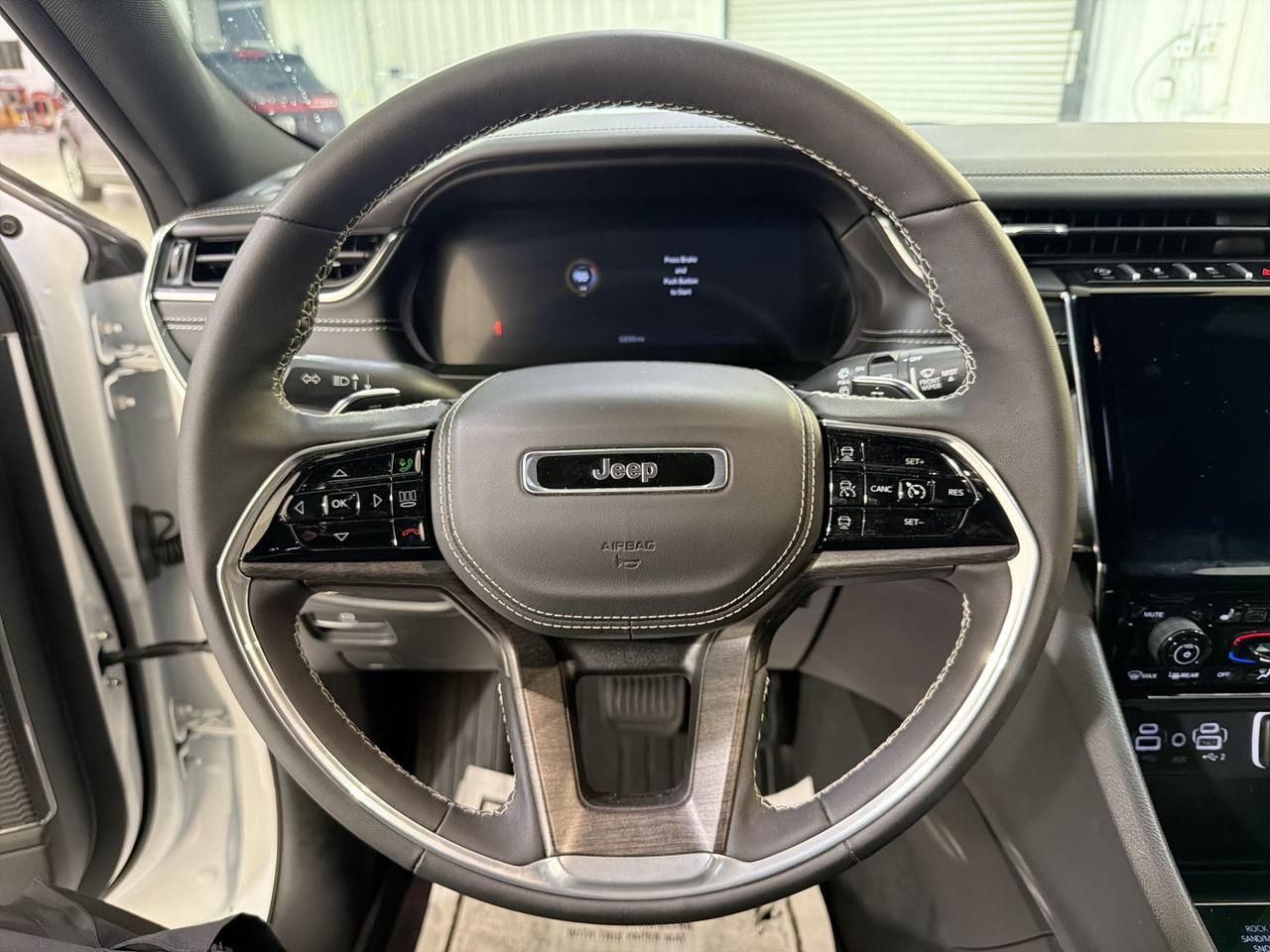 2025 Jeep Grand Cherokee L Overland San Antonio TX