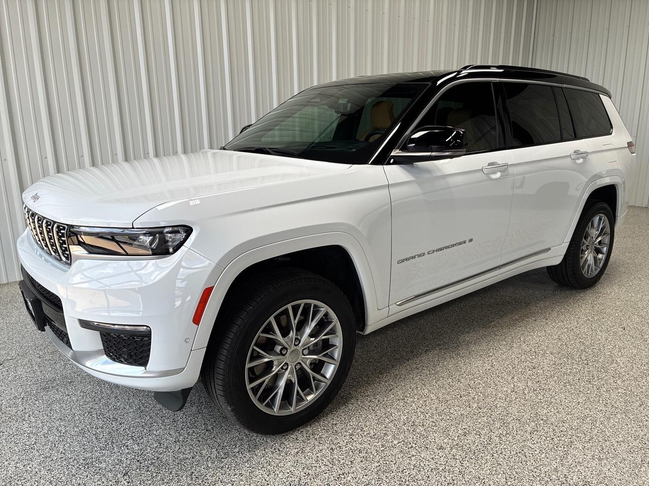 2025 Jeep Grand Cherokee L Summit, 4x4, Lux Tech Group V, Adv ProTech Group IV, 19-Speaker Audio