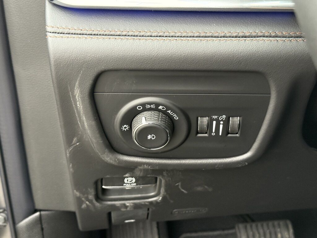 2025 Jeep Grand Cherokee L Summit Crestwood KY