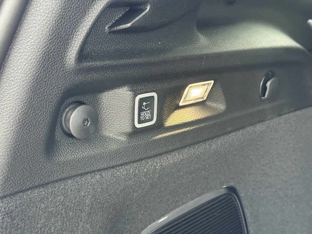 2025 Jeep Grand Cherokee L Summit Crestwood KY