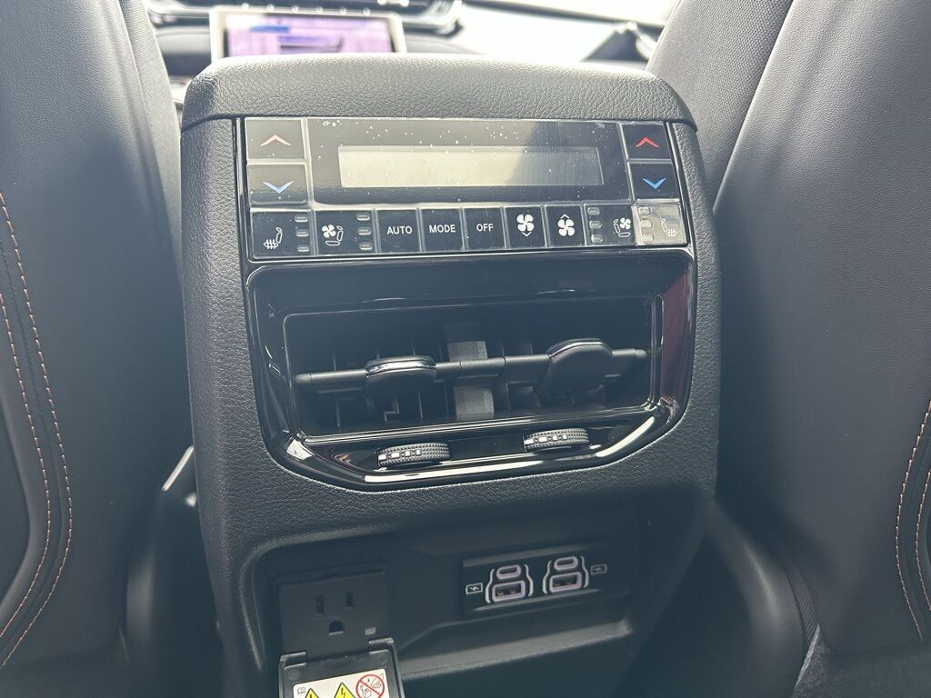 2025 Jeep Grand Cherokee L Summit Crestwood KY