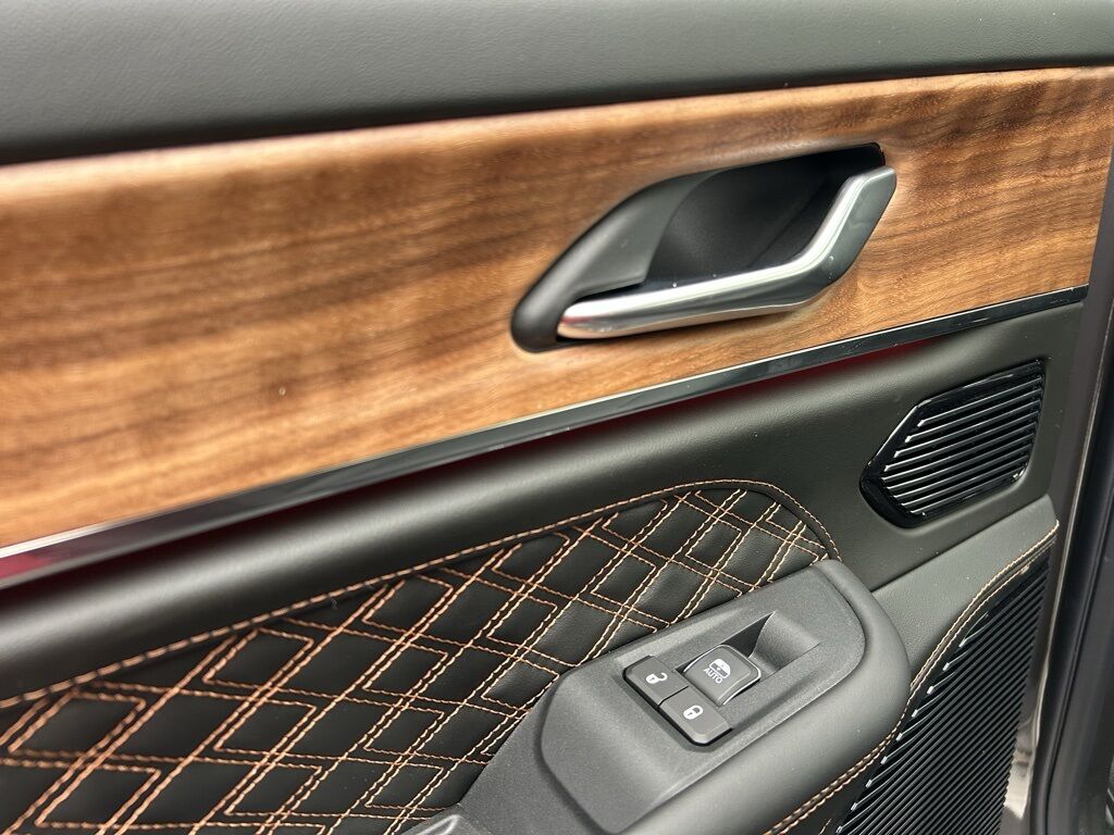 2025 Jeep Grand Cherokee L Summit Crestwood KY