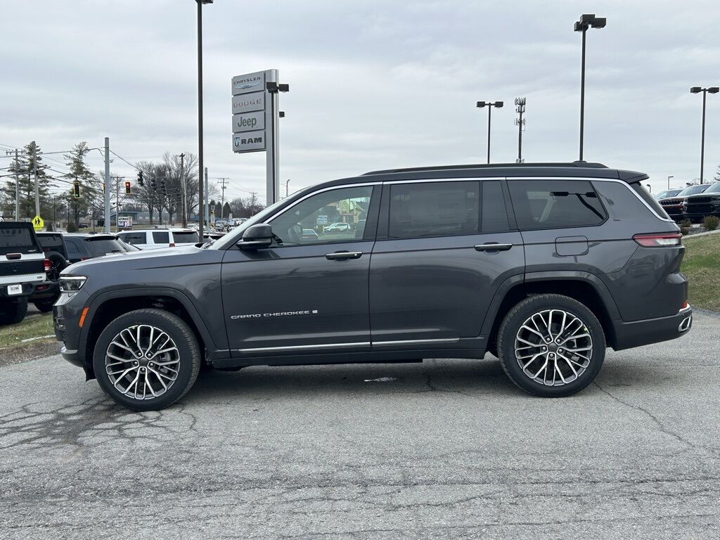 2025 Jeep Grand Cherokee L Summit Crestwood KY