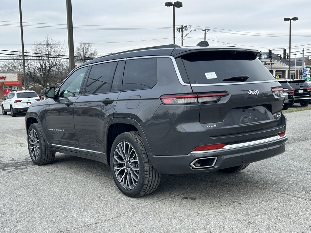 2025 Jeep Grand Cherokee L Summit Crestwood KY