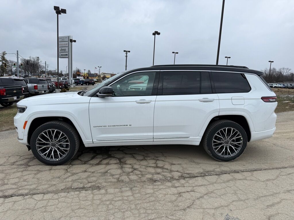 2025 Jeep Grand Cherokee L Summit Crestwood KY