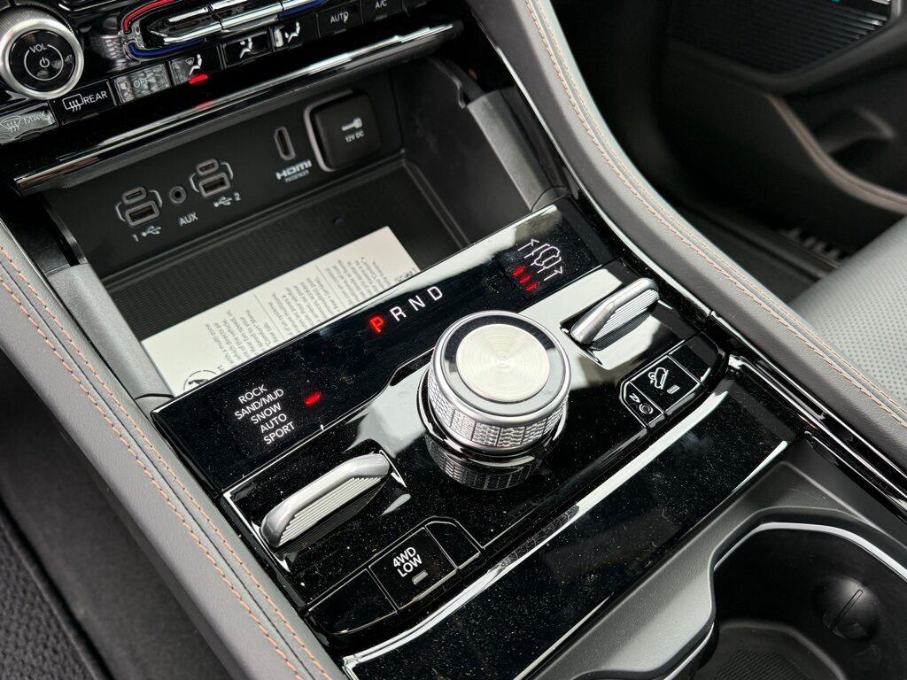 2025 Jeep Grand Cherokee L Summit Crestwood KY