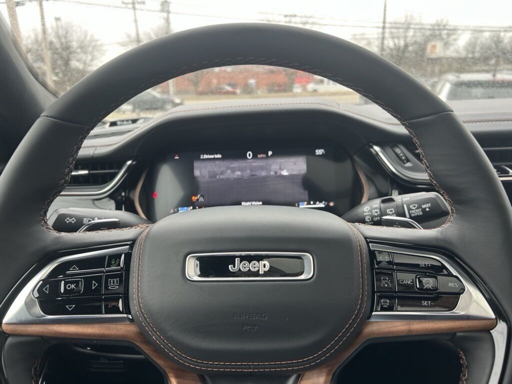 2025 Jeep Grand Cherokee L Summit Crestwood KY