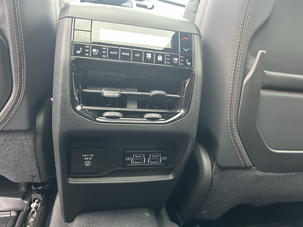 2025 Jeep Grand Cherokee L Summit Crestwood KY