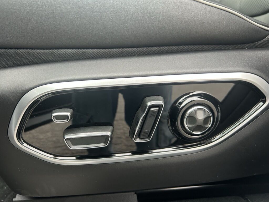 2025 Jeep Grand Cherokee L Summit Crestwood KY