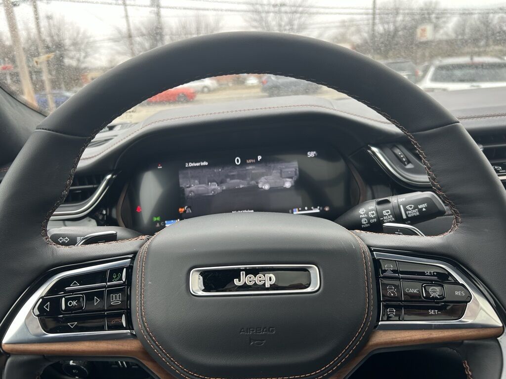 2025 Jeep Grand Cherokee L Summit Crestwood KY