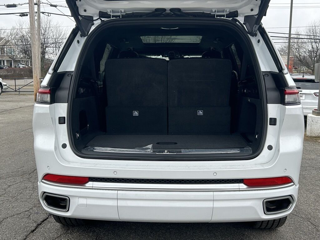 2025 Jeep Grand Cherokee L Summit Crestwood KY