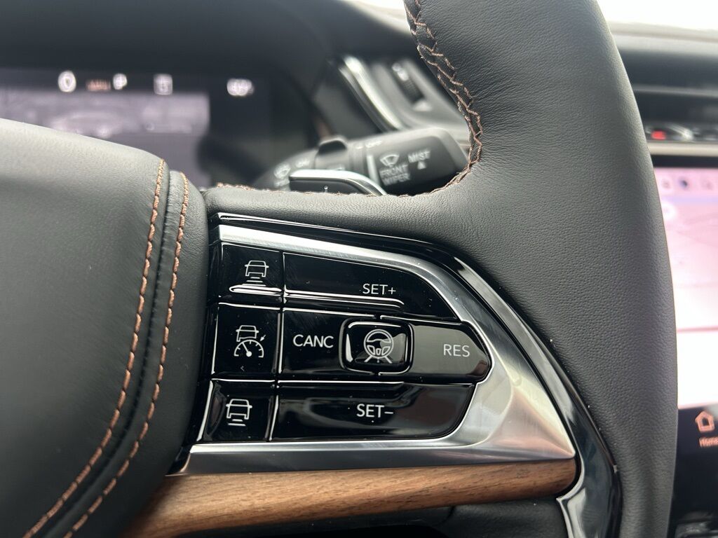 2025 Jeep Grand Cherokee L Summit Crestwood KY