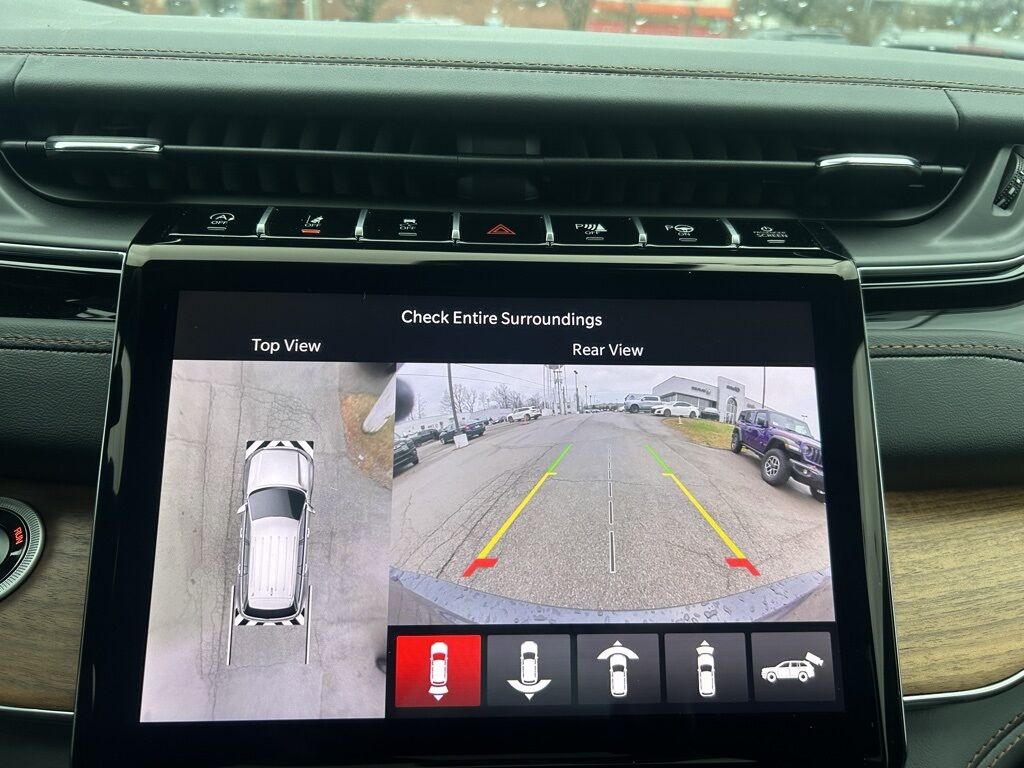 2025 Jeep Grand Cherokee L Summit Crestwood KY