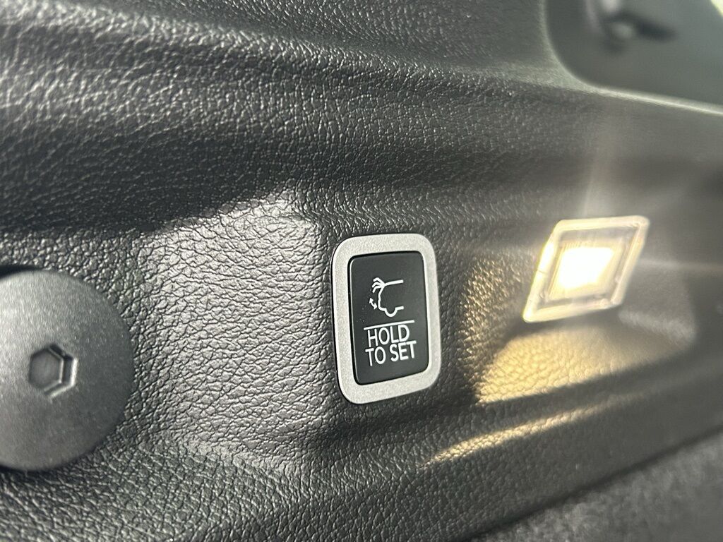 2025 Jeep Grand Cherokee L Summit Crestwood KY