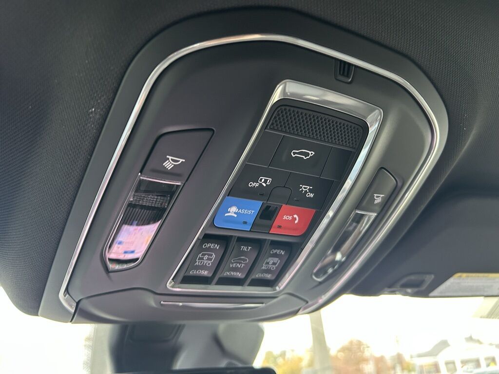 2025 Jeep Grand Cherokee L Summit Crestwood KY