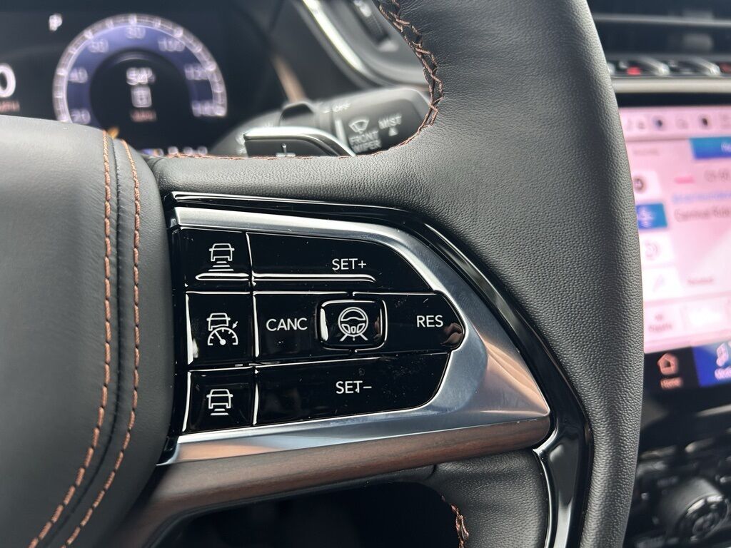 2025 Jeep Grand Cherokee L Summit Crestwood KY