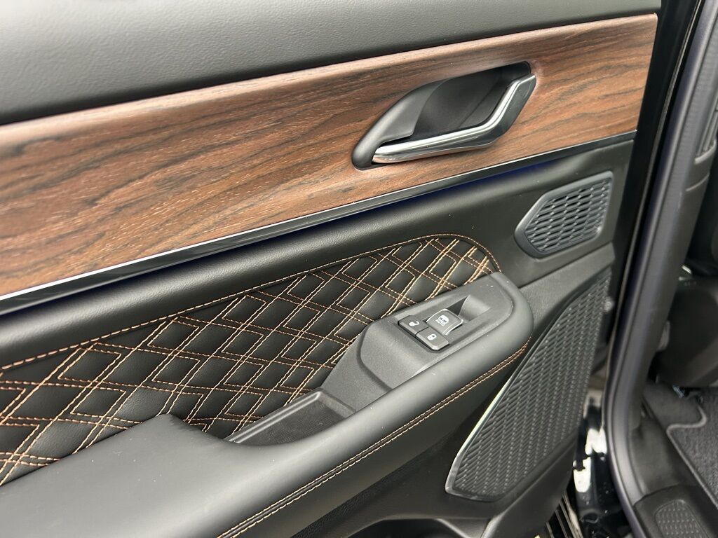 2025 Jeep Grand Cherokee L Summit Crestwood KY