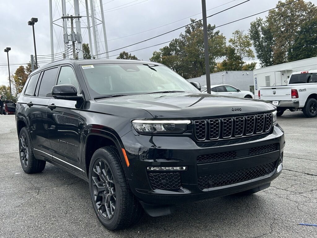 2025 Jeep Grand Cherokee L Summit Crestwood KY