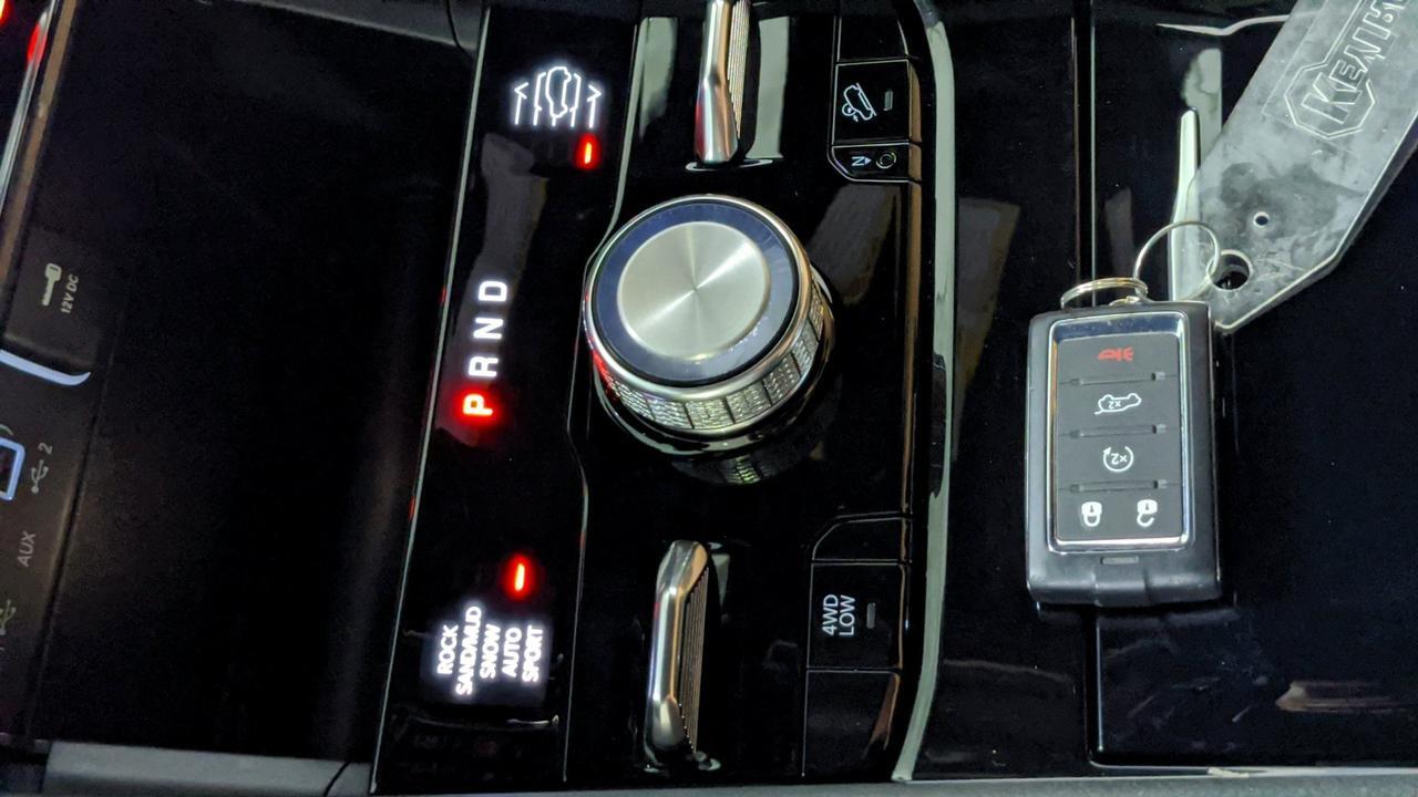 2025 Jeep Grand Cherokee L Summit St. Charles  IL