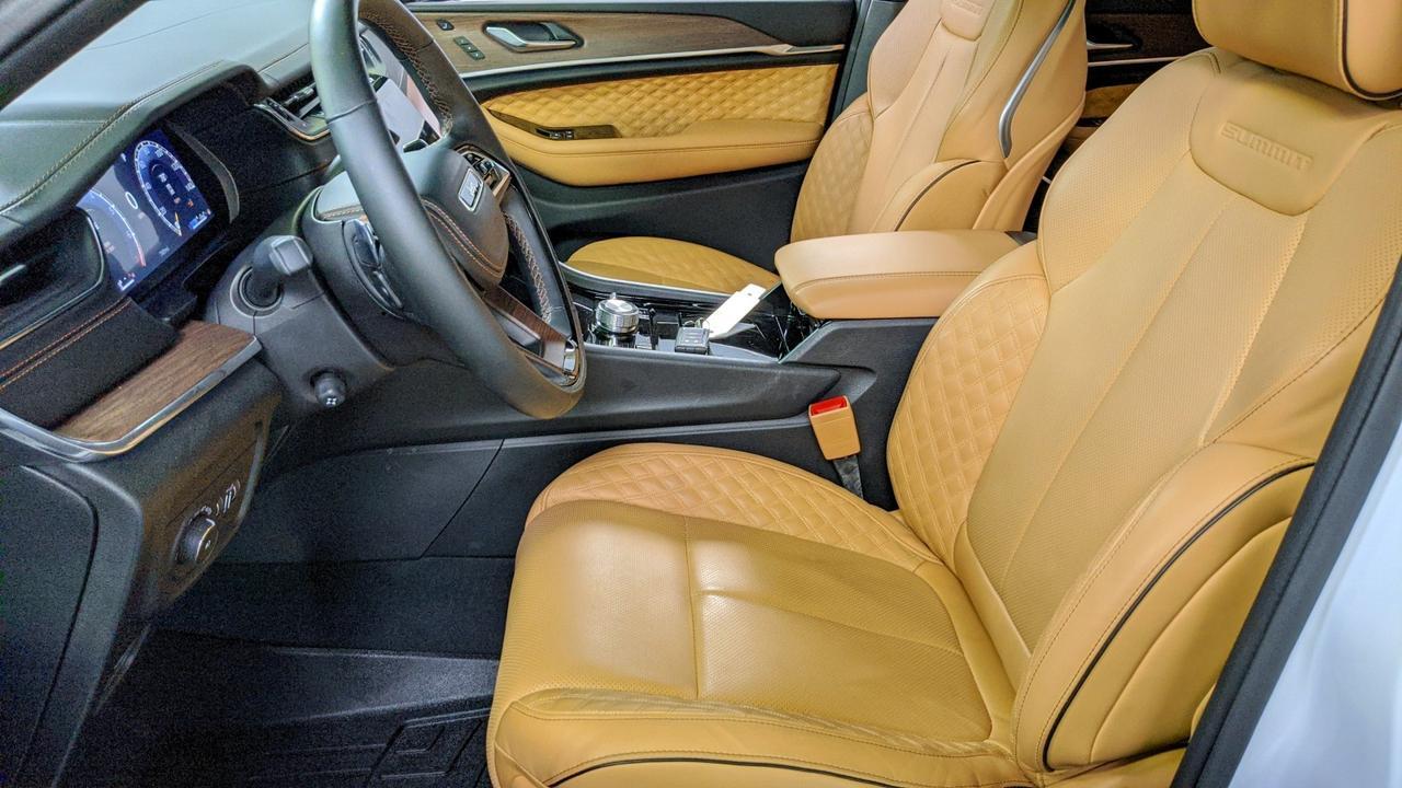 2025 Jeep Grand Cherokee L Summit St. Charles  IL