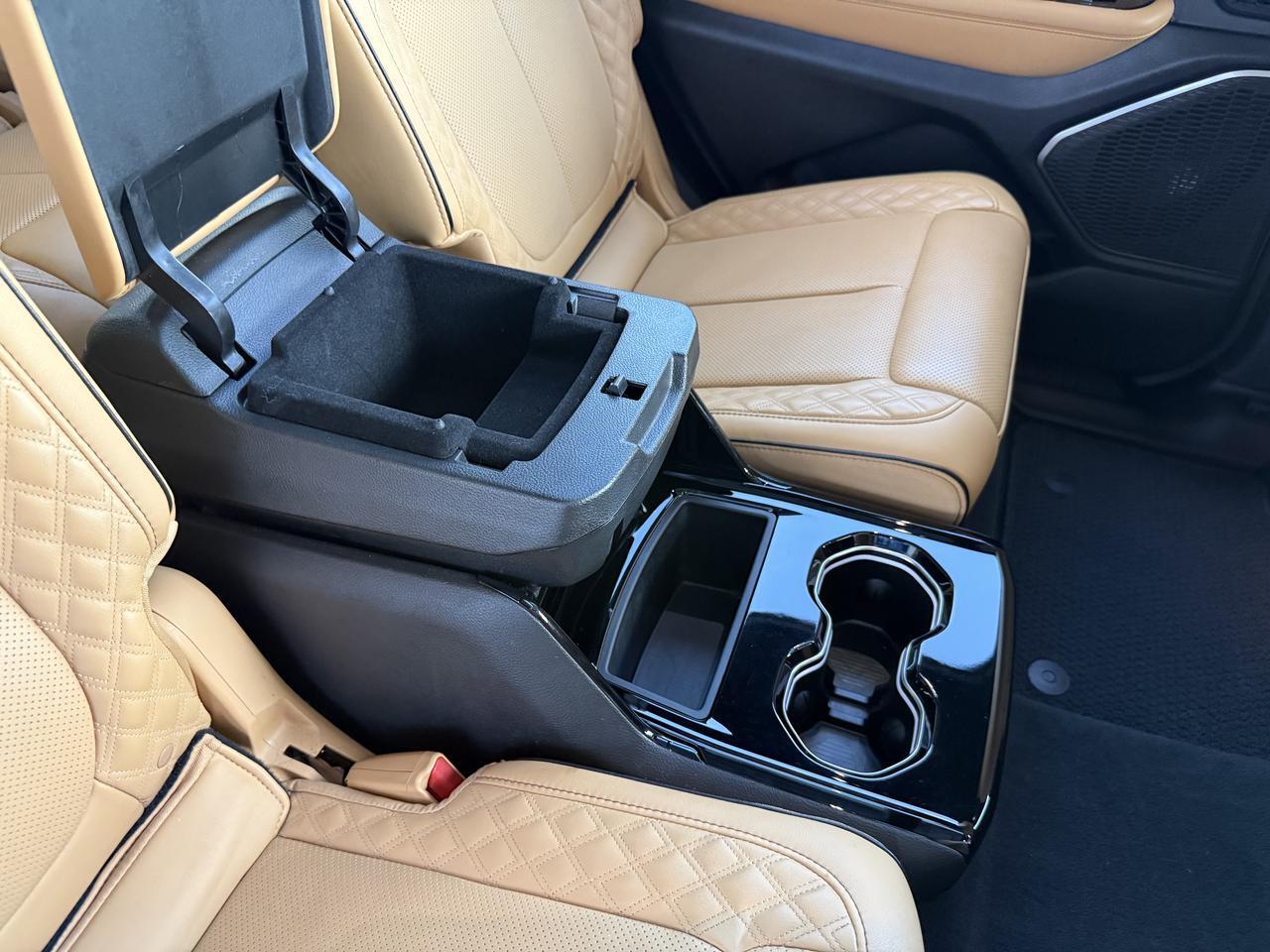 2025 Jeep Grand Cherokee L Summit Knoxville TN
