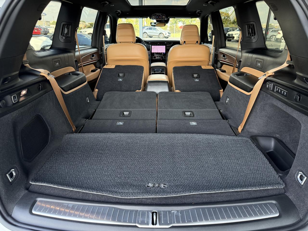 2025 Jeep Grand Cherokee L Summit Knoxville TN