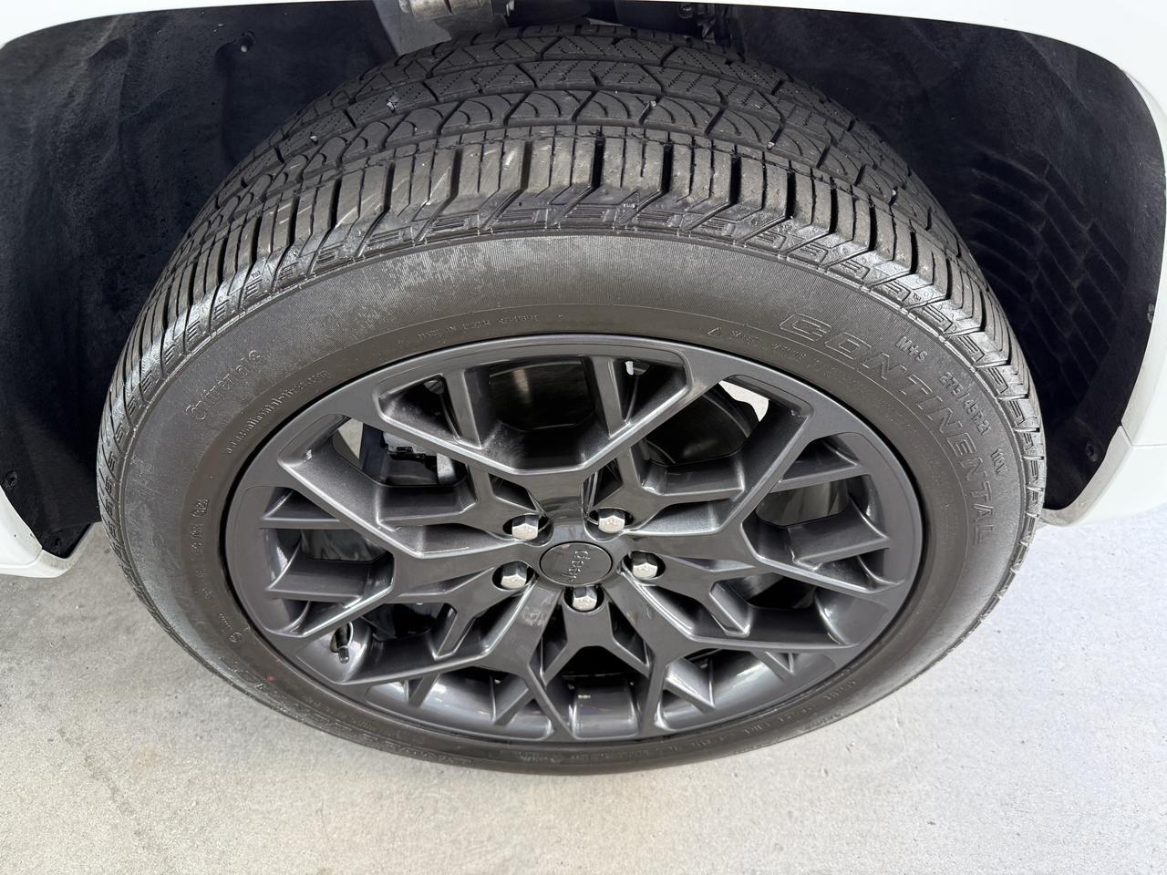 2025 Jeep Grand Cherokee L Summit Knoxville TN