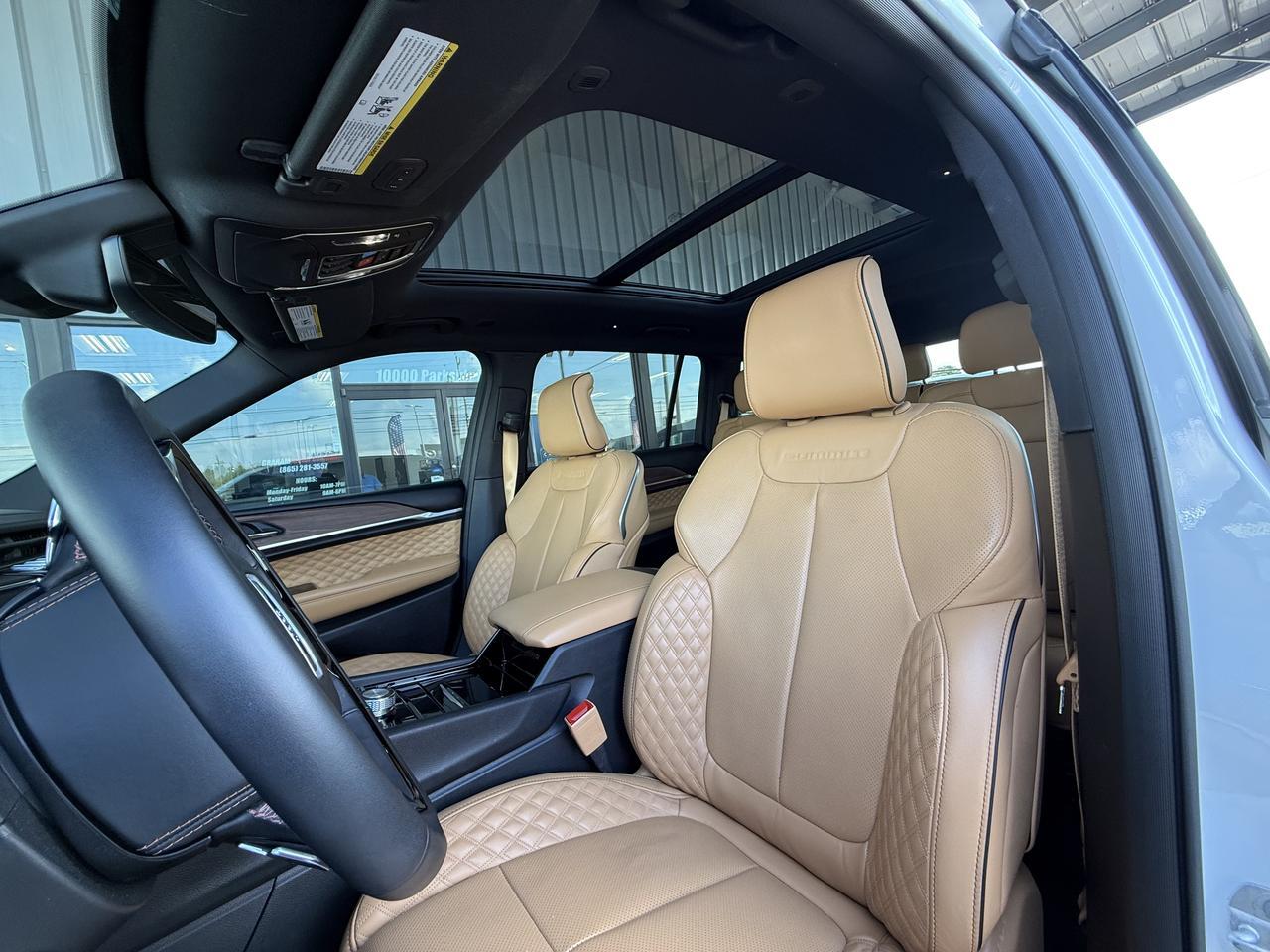 2025 Jeep Grand Cherokee L Summit Knoxville TN