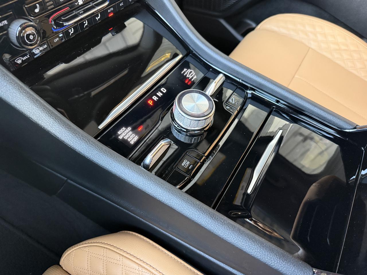 2025 Jeep Grand Cherokee L Summit Knoxville TN