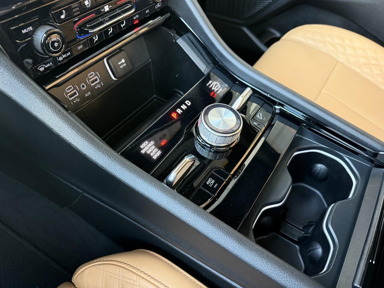 2025 Jeep Grand Cherokee L Summit Knoxville TN