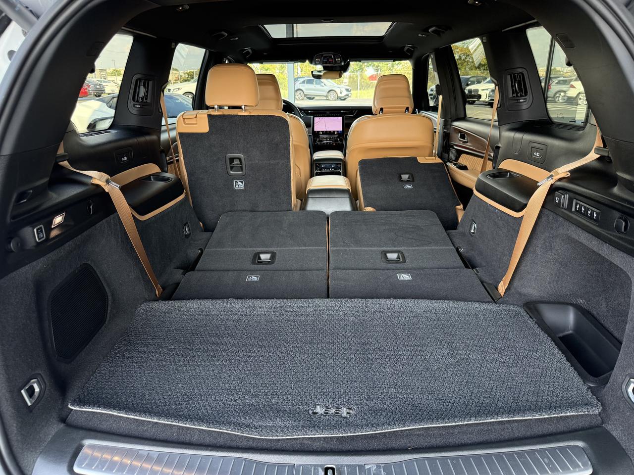 2025 Jeep Grand Cherokee L Summit Knoxville TN