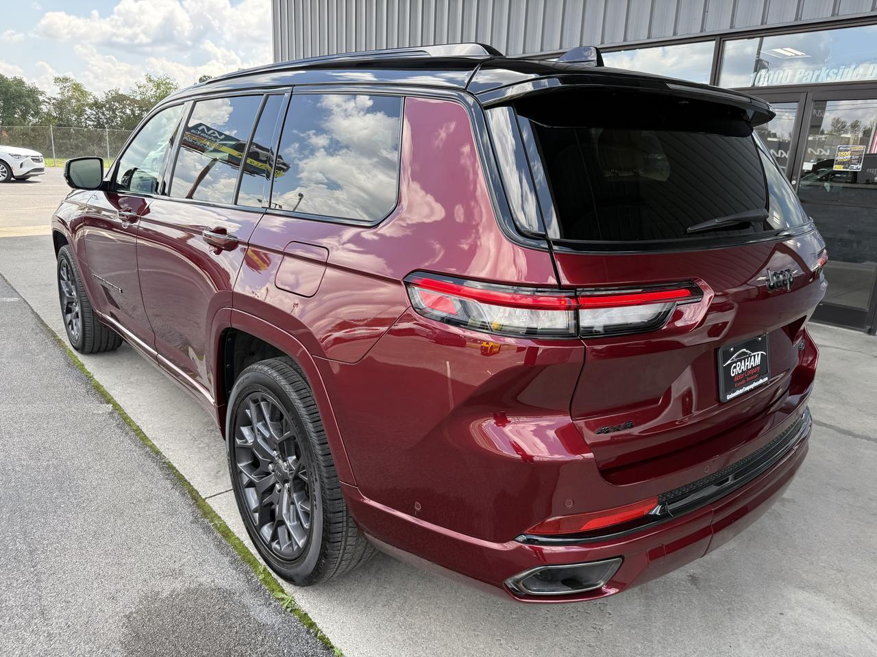 2025 Jeep Grand Cherokee L Summit Reserve Knoxville TN