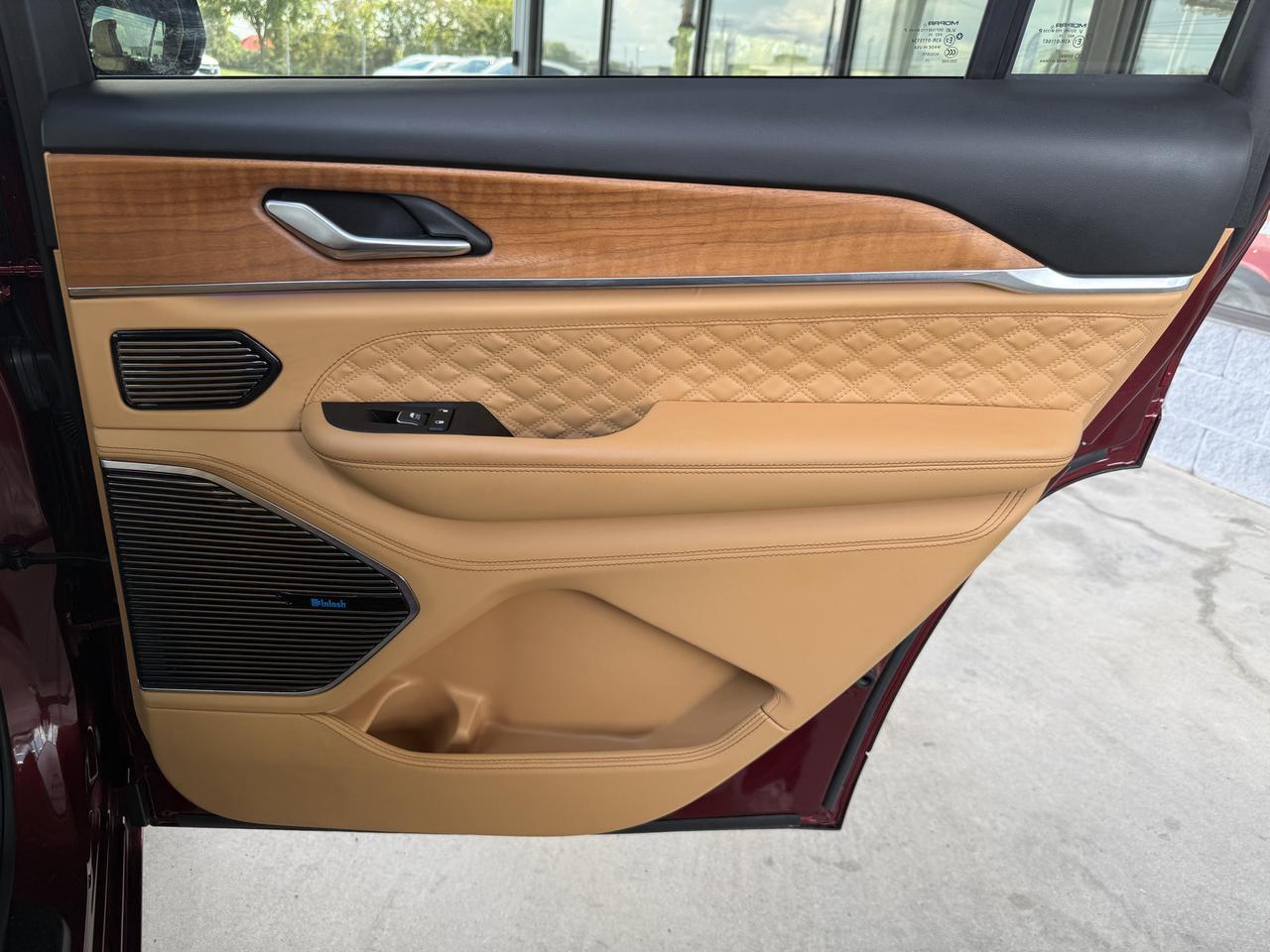 2025 Jeep Grand Cherokee L Summit Reserve Knoxville TN