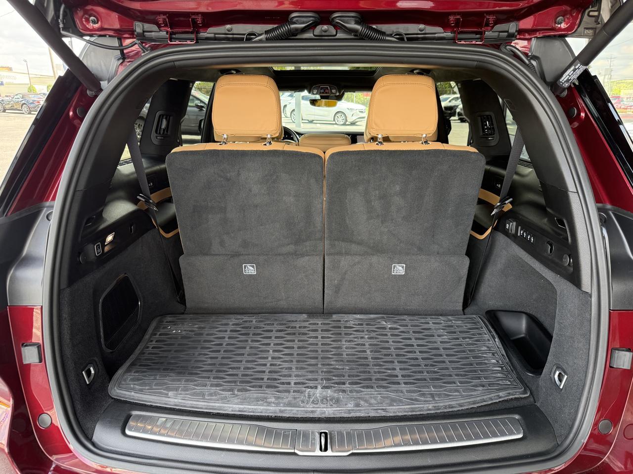 2025 Jeep Grand Cherokee L Summit Reserve Knoxville TN
