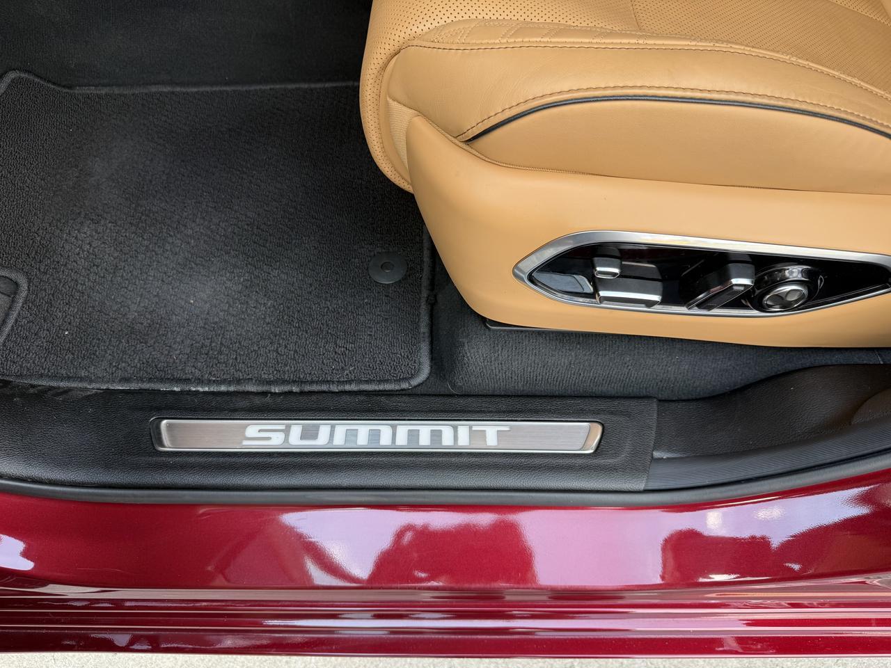 2025 Jeep Grand Cherokee L Summit Reserve Knoxville TN