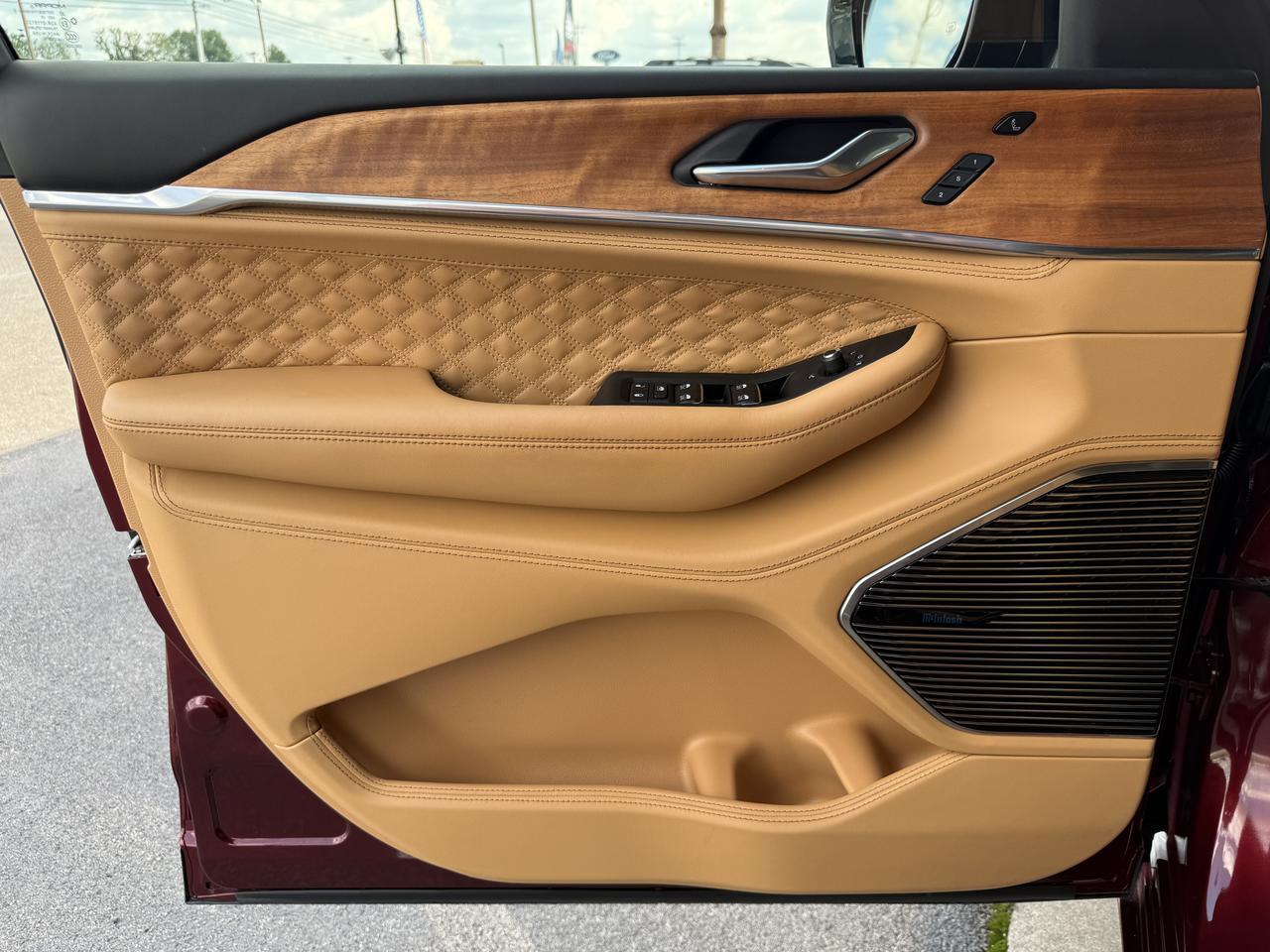 2025 Jeep Grand Cherokee L Summit Reserve Knoxville TN