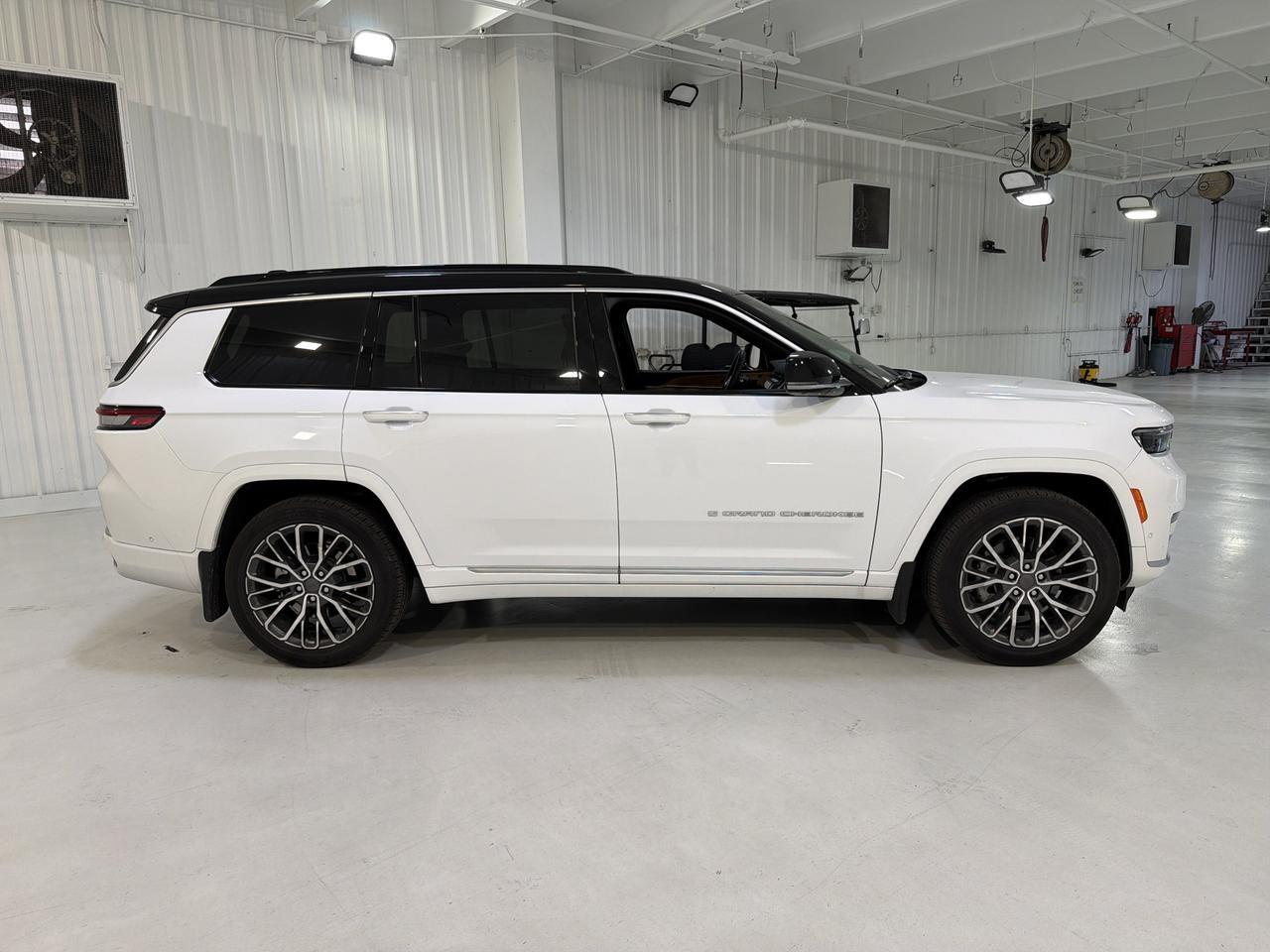 2025 Jeep Grand Cherokee L Summit Reserve San Antonio TX