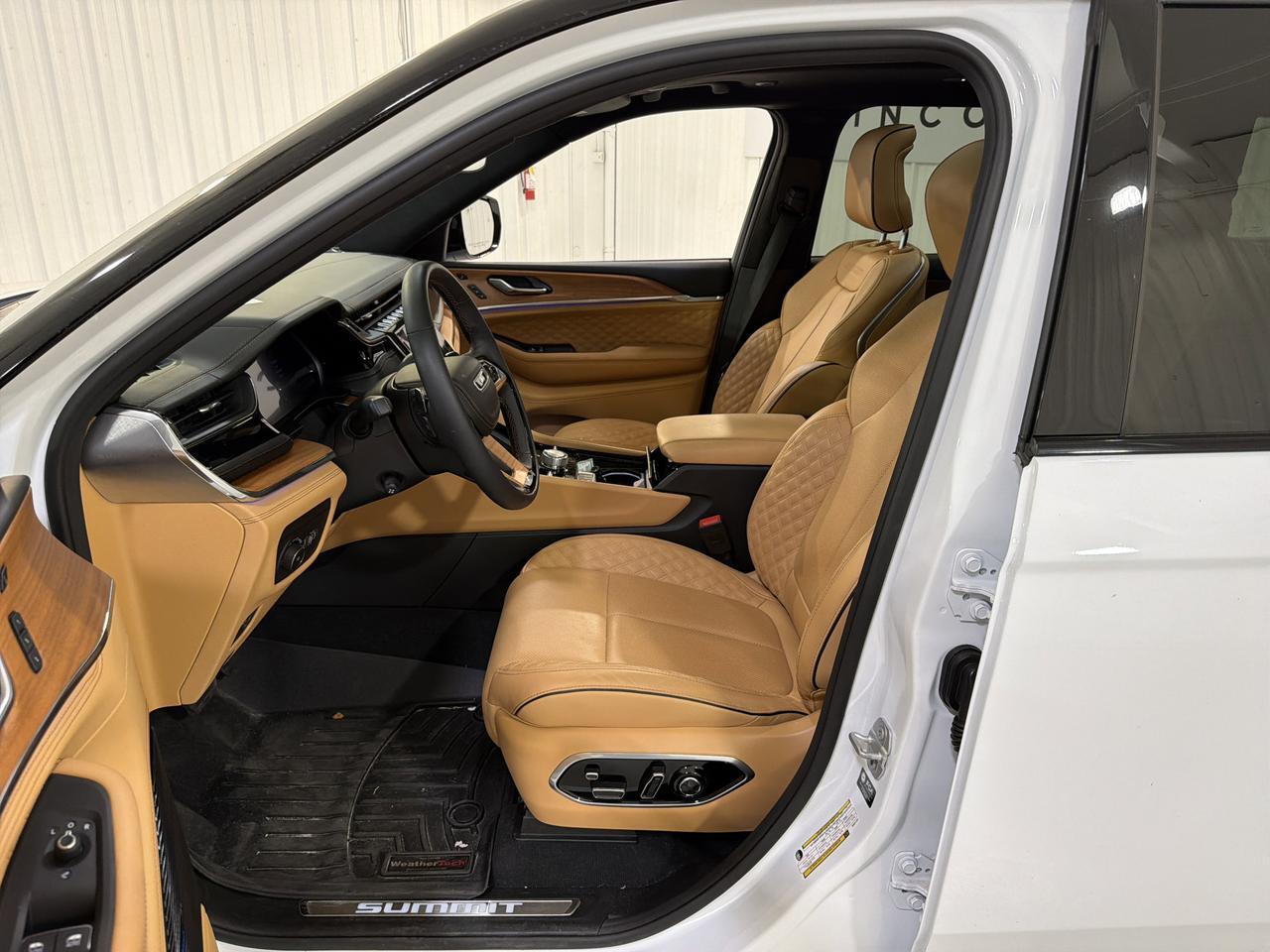 2025 Jeep Grand Cherokee L Summit Reserve San Antonio TX