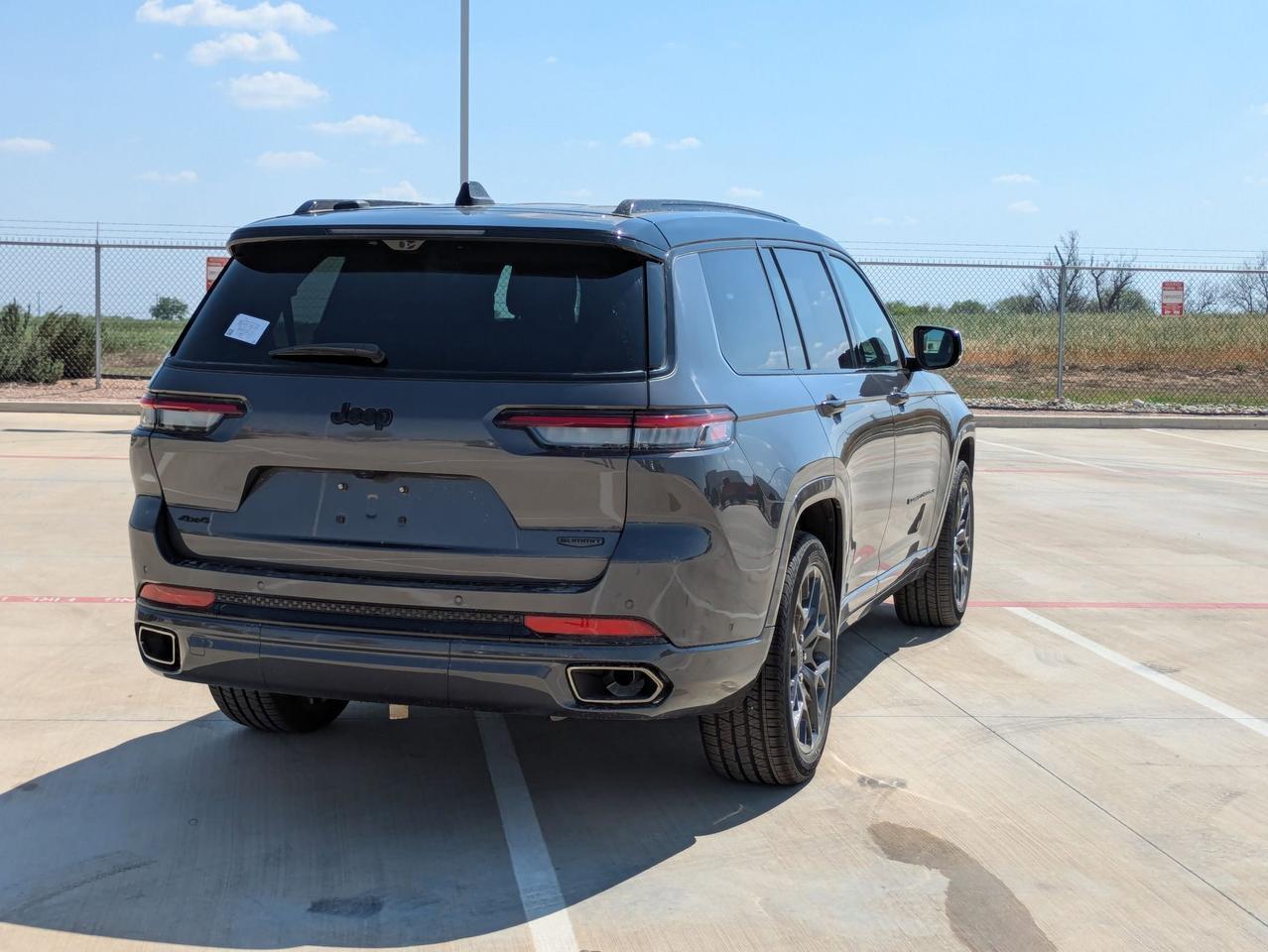 2025 Jeep Grand Cherokee L Summit Reserve