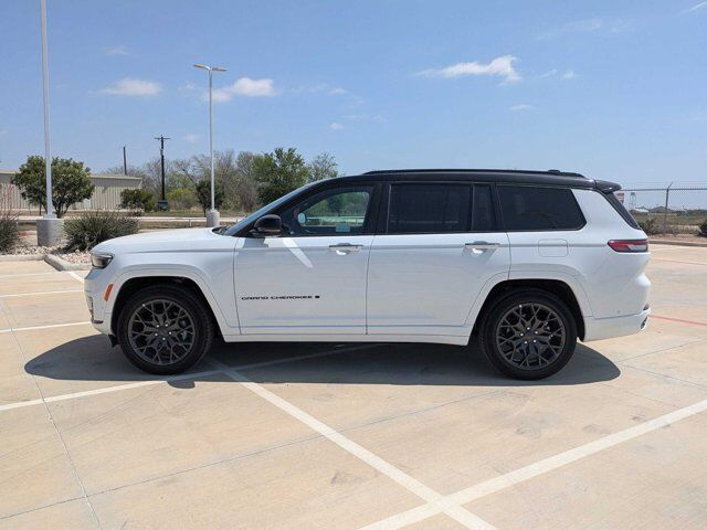 2025 Jeep Grand Cherokee L Summit Reserve Castroville TX