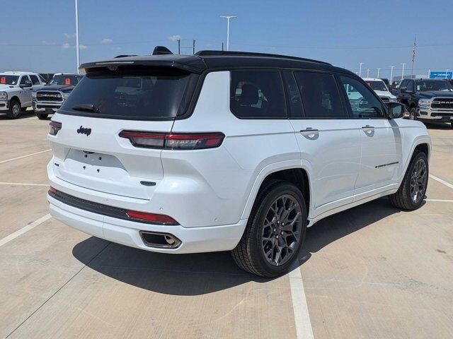 2025 Jeep Grand Cherokee L Summit Reserve Castroville TX
