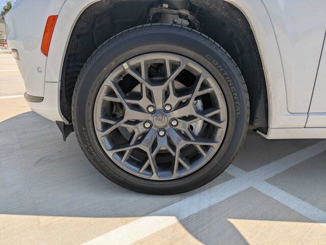 2025 Jeep Grand Cherokee L Summit Reserve Castroville TX