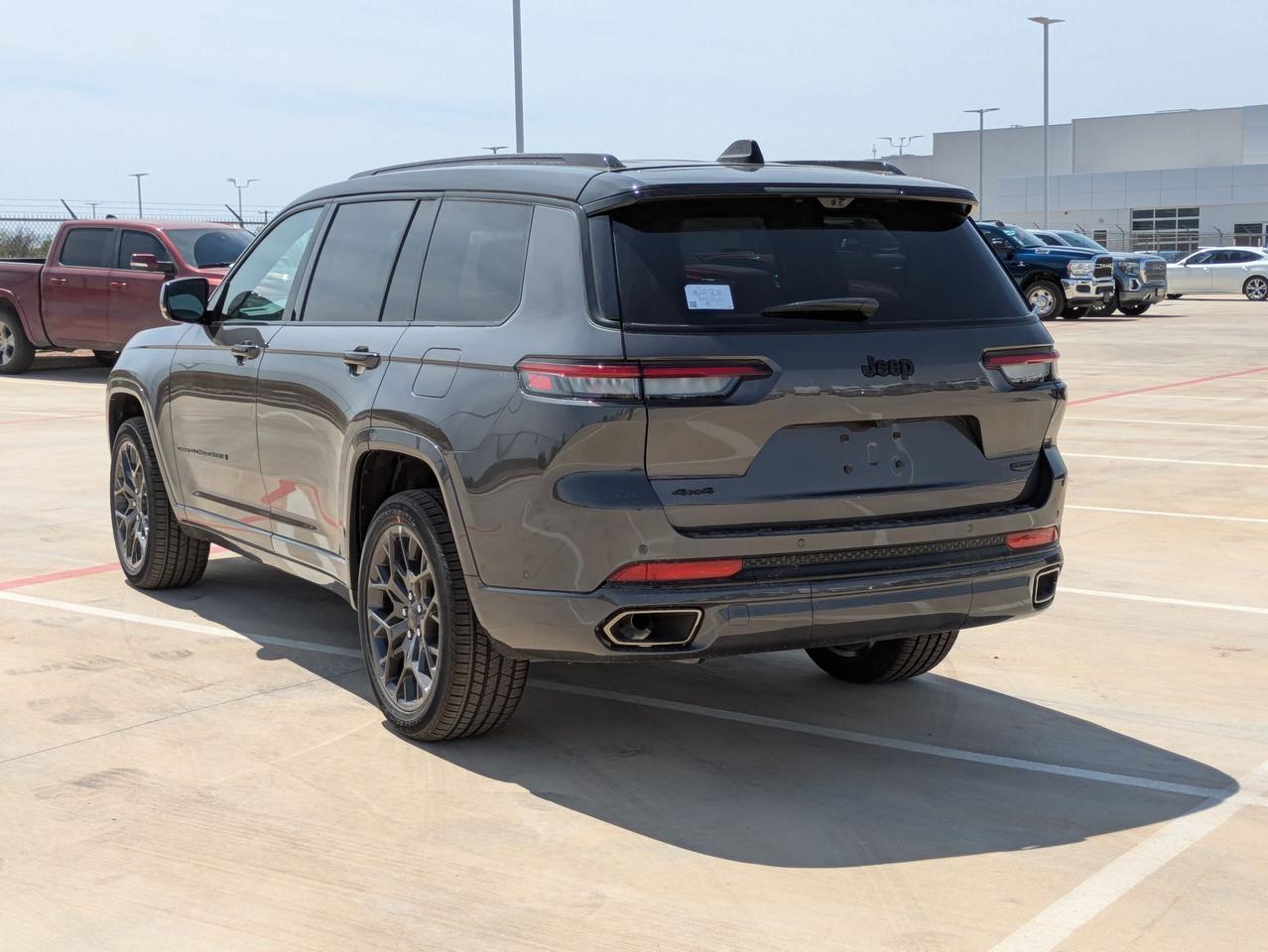 2025 Jeep Grand Cherokee L Summit Castroville TX