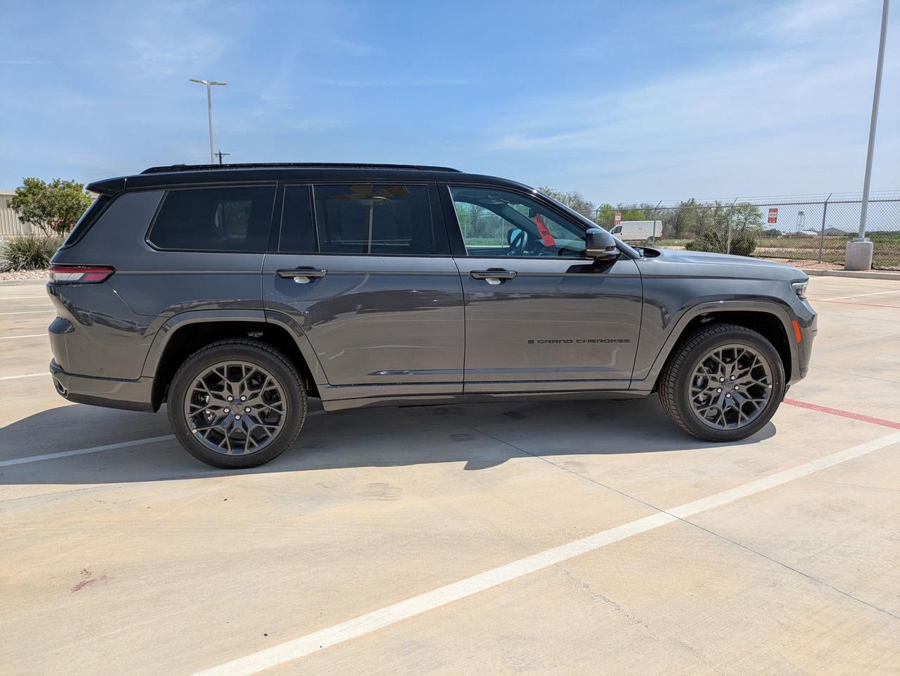 2025 Jeep Grand Cherokee L Summit