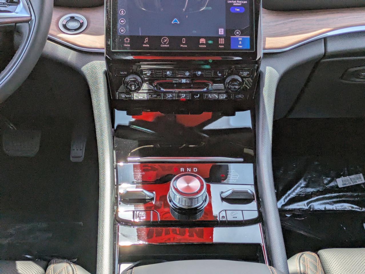 2025 Jeep Grand Cherokee L Summit Castroville TX