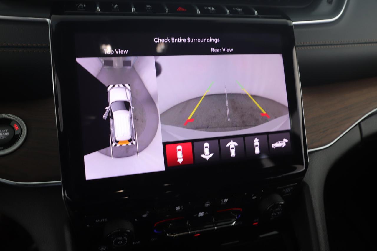 2025 Jeep Grand Cherokee L Summit New Braunfels TX