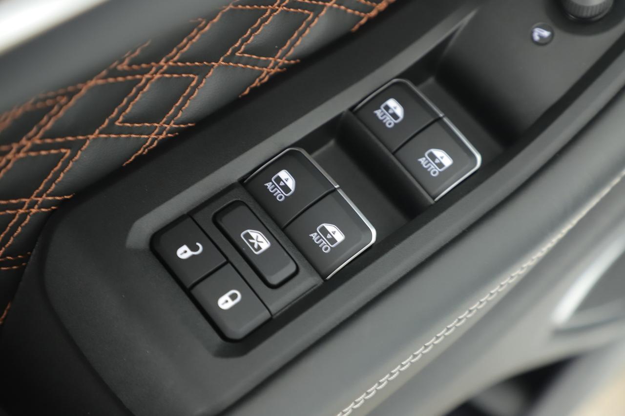 2025 Jeep Grand Cherokee L Summit New Braunfels TX