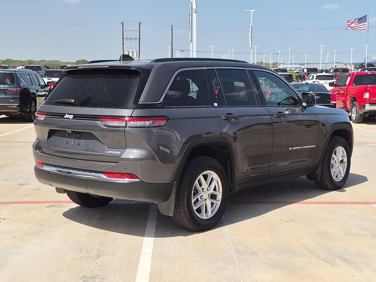 2025 Jeep Grand Cherokee LARE