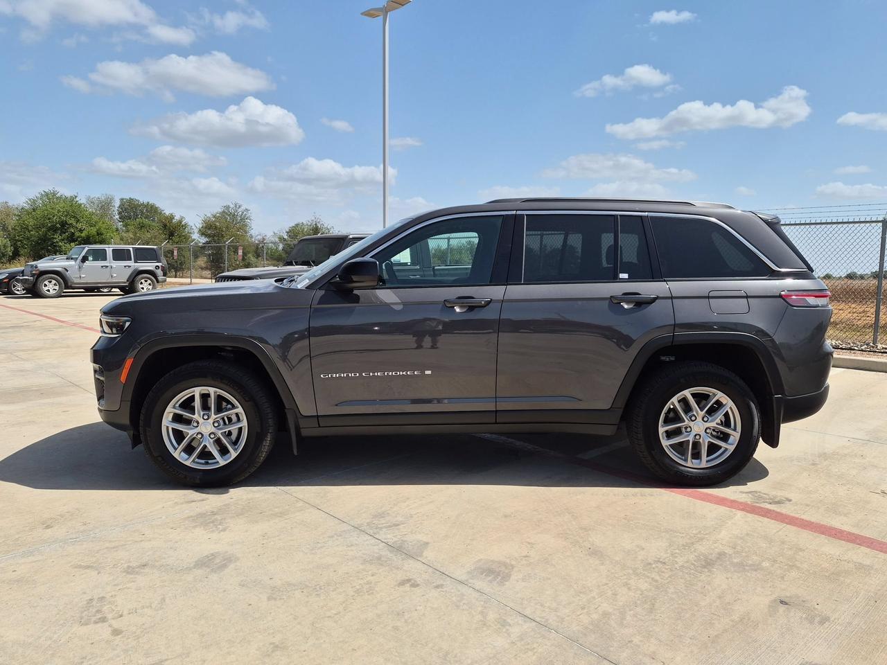 2025 Jeep Grand Cherokee LARE Castroville TX