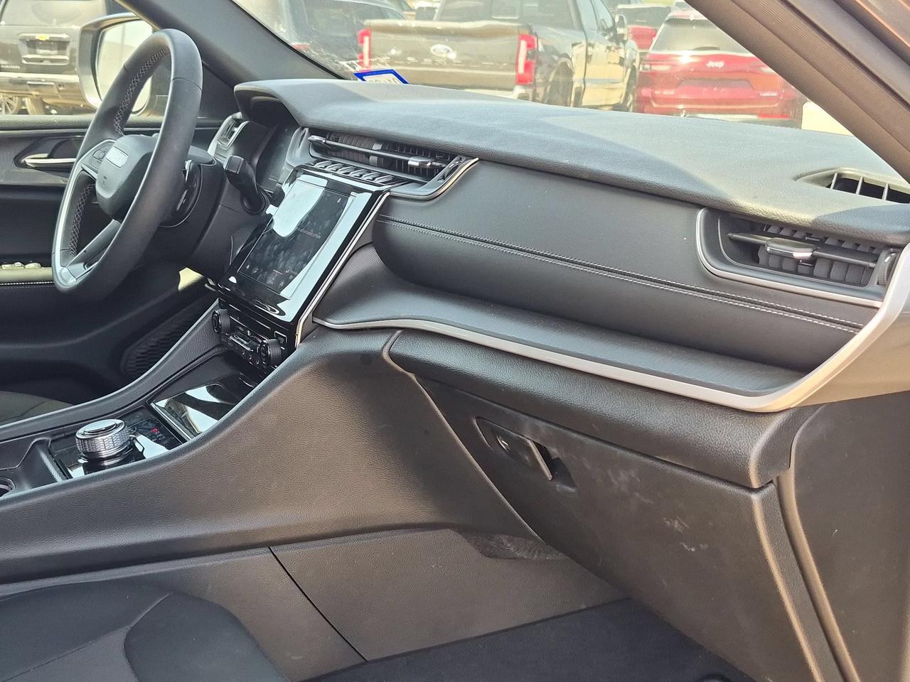 2025 Jeep Grand Cherokee LARE Castroville TX